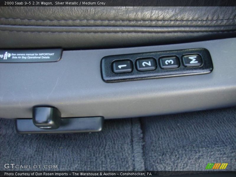 Silver Metallic / Medium Grey 2000 Saab 9-5 2.3t Wagon