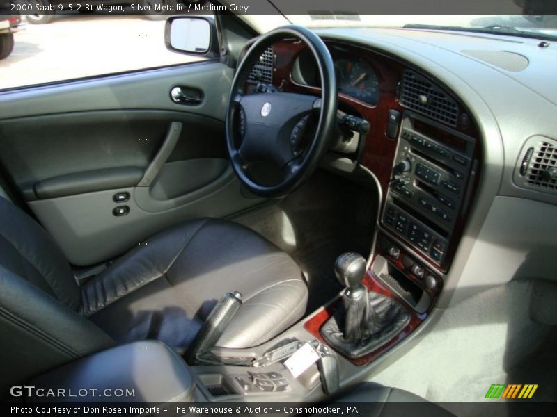 Silver Metallic / Medium Grey 2000 Saab 9-5 2.3t Wagon