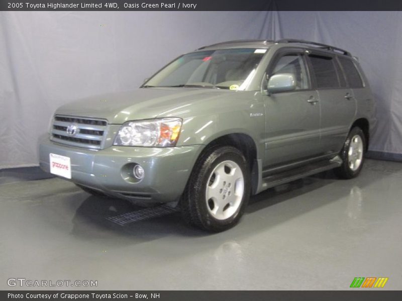 Oasis Green Pearl / Ivory 2005 Toyota Highlander Limited 4WD