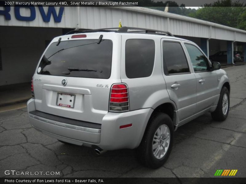 Silver Metallic / Black/Light Parchment 2007 Mercury Mariner Luxury 4WD