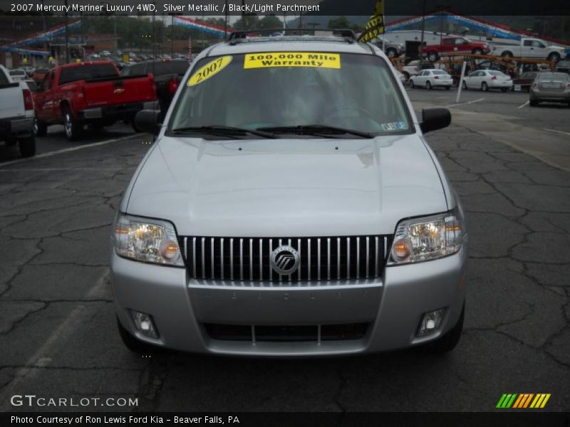 Silver Metallic / Black/Light Parchment 2007 Mercury Mariner Luxury 4WD