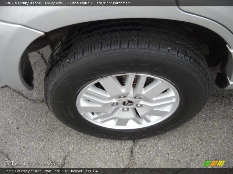 Silver Metallic / Black/Light Parchment 2007 Mercury Mariner Luxury 4WD