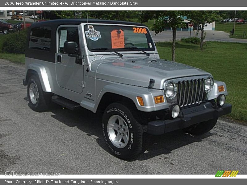 Bright Silver Metallic / Dark Slate Gray 2006 Jeep Wrangler Unlimited 4x4