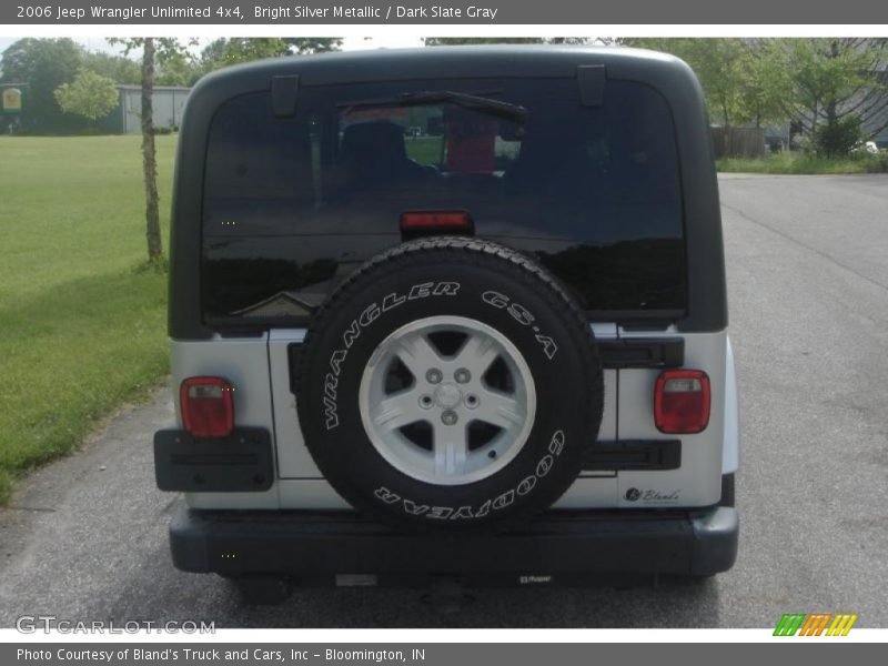 Bright Silver Metallic / Dark Slate Gray 2006 Jeep Wrangler Unlimited 4x4