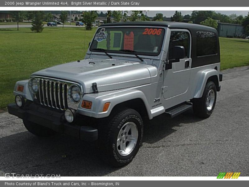 Bright Silver Metallic / Dark Slate Gray 2006 Jeep Wrangler Unlimited 4x4