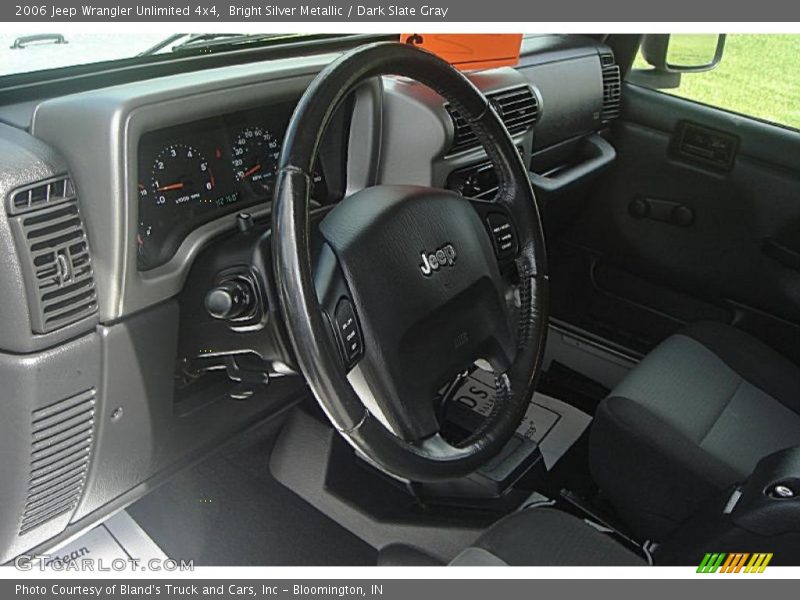 Bright Silver Metallic / Dark Slate Gray 2006 Jeep Wrangler Unlimited 4x4