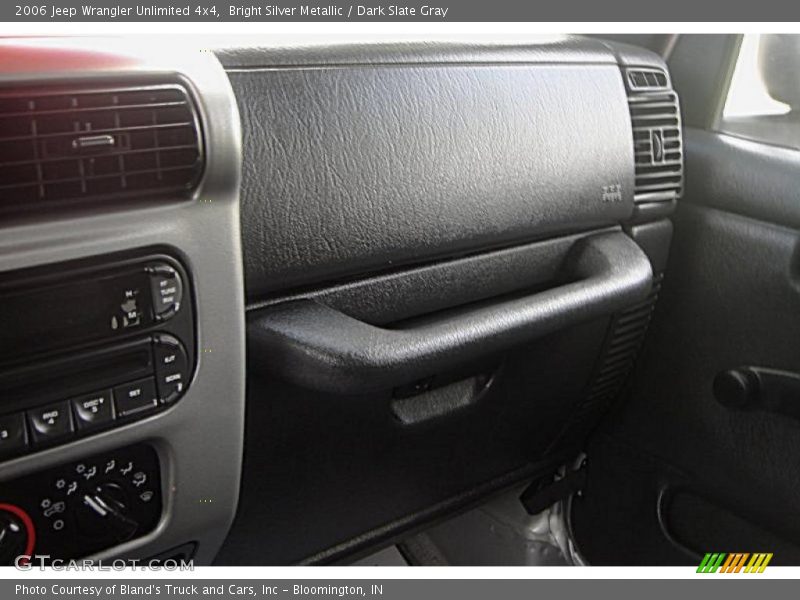 Bright Silver Metallic / Dark Slate Gray 2006 Jeep Wrangler Unlimited 4x4