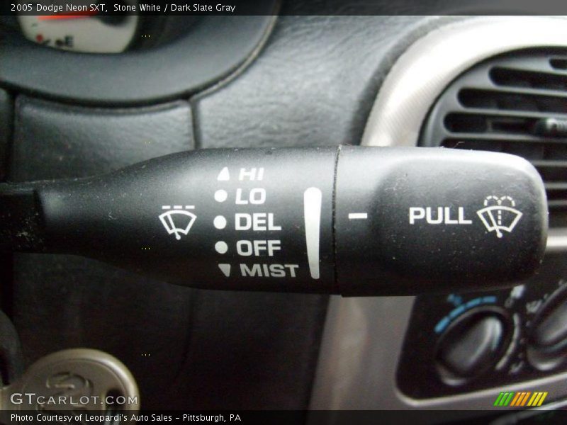 Stone White / Dark Slate Gray 2005 Dodge Neon SXT