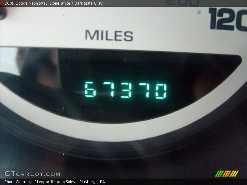 Stone White / Dark Slate Gray 2005 Dodge Neon SXT