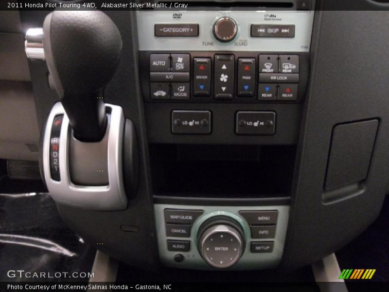 Alabaster Silver Metallic / Gray 2011 Honda Pilot Touring 4WD