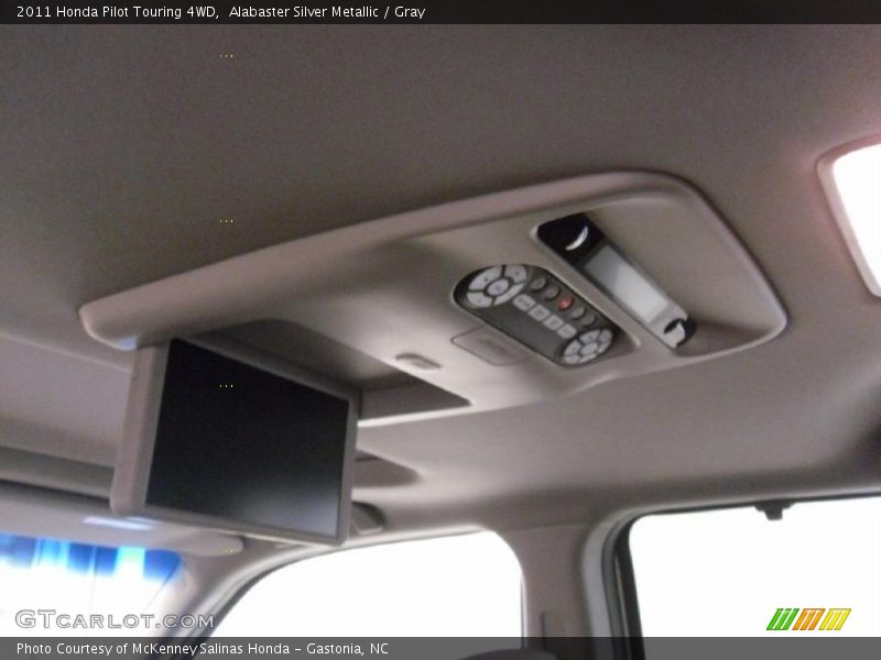 Alabaster Silver Metallic / Gray 2011 Honda Pilot Touring 4WD