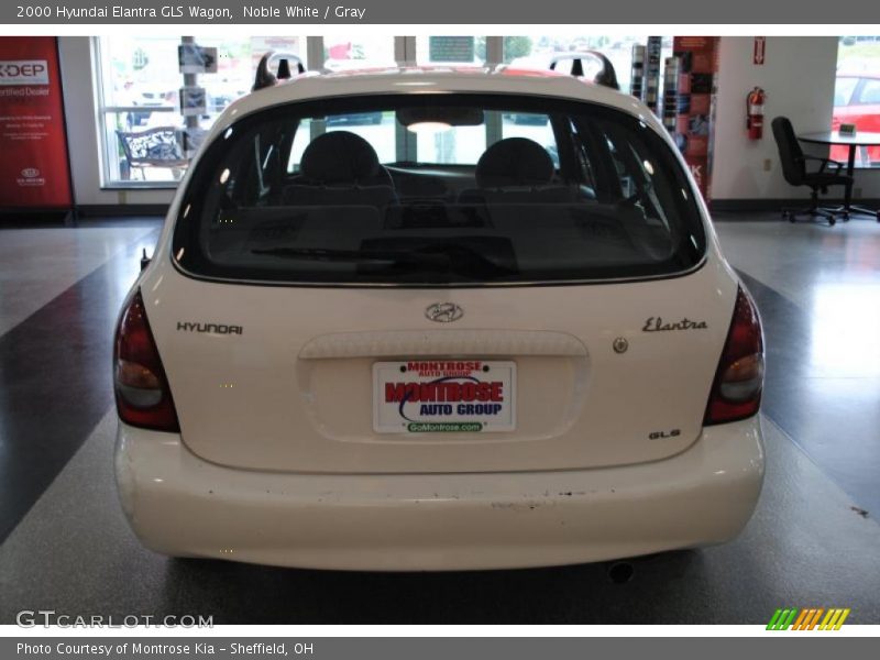 Noble White / Gray 2000 Hyundai Elantra GLS Wagon