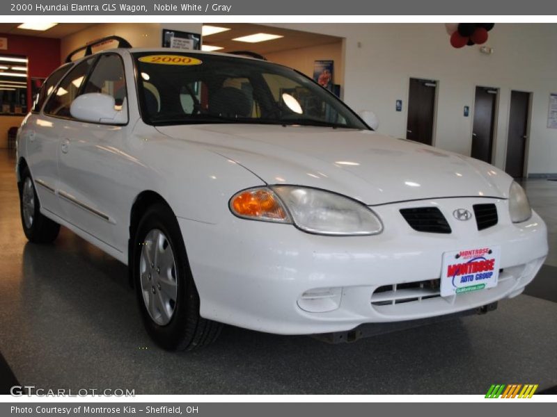 Noble White / Gray 2000 Hyundai Elantra GLS Wagon