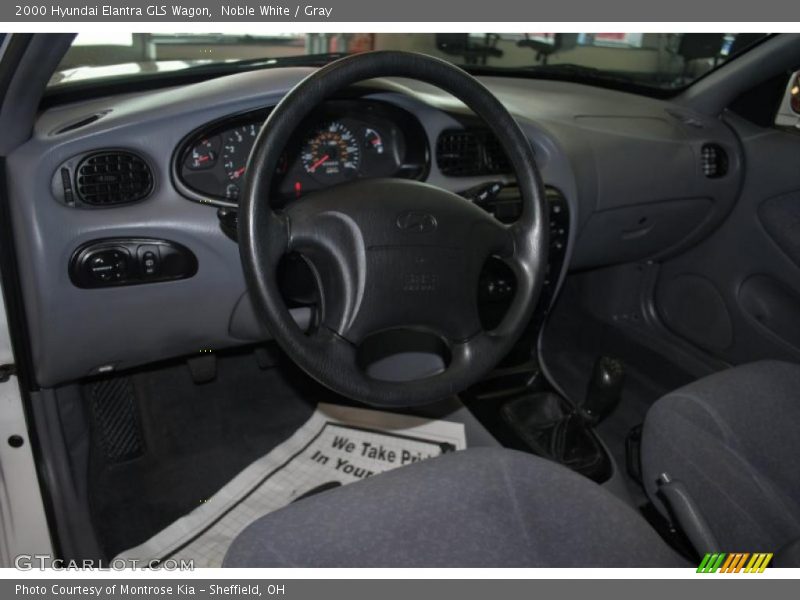 Noble White / Gray 2000 Hyundai Elantra GLS Wagon