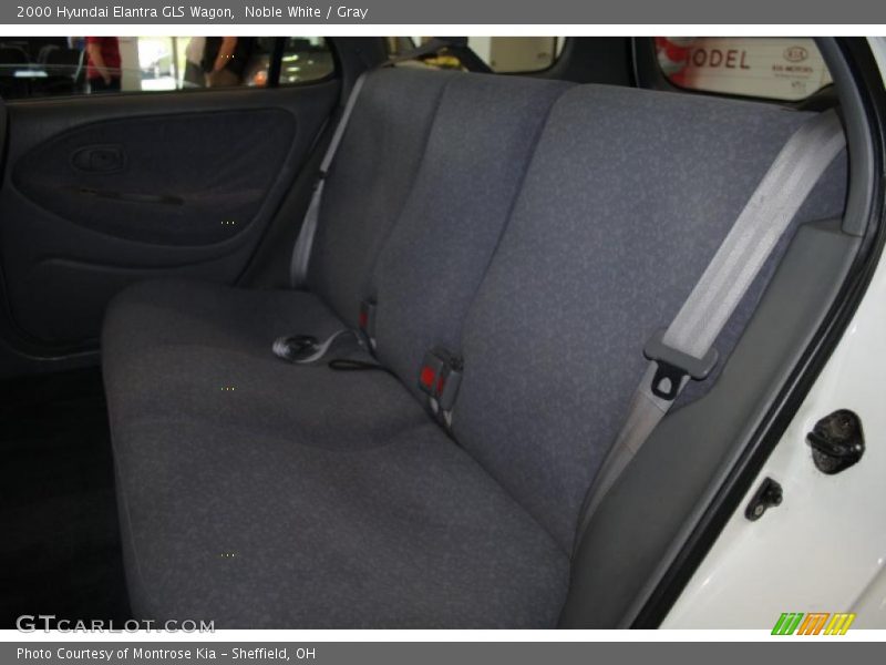 Noble White / Gray 2000 Hyundai Elantra GLS Wagon