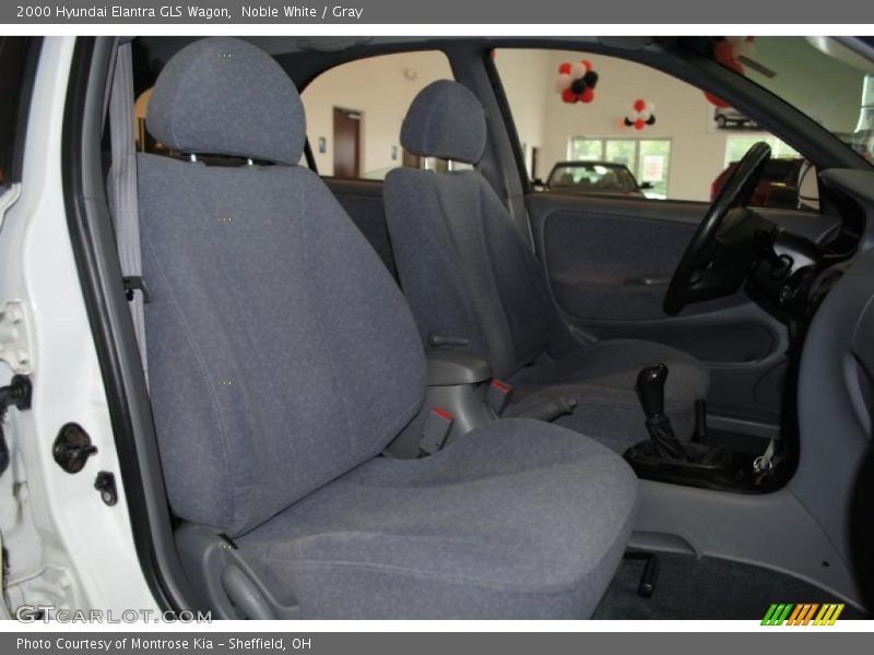 Noble White / Gray 2000 Hyundai Elantra GLS Wagon