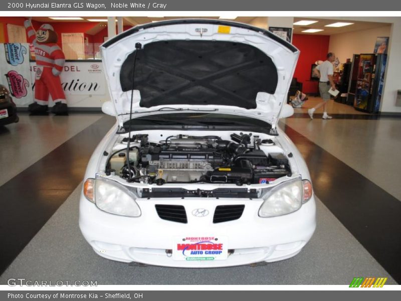 Noble White / Gray 2000 Hyundai Elantra GLS Wagon