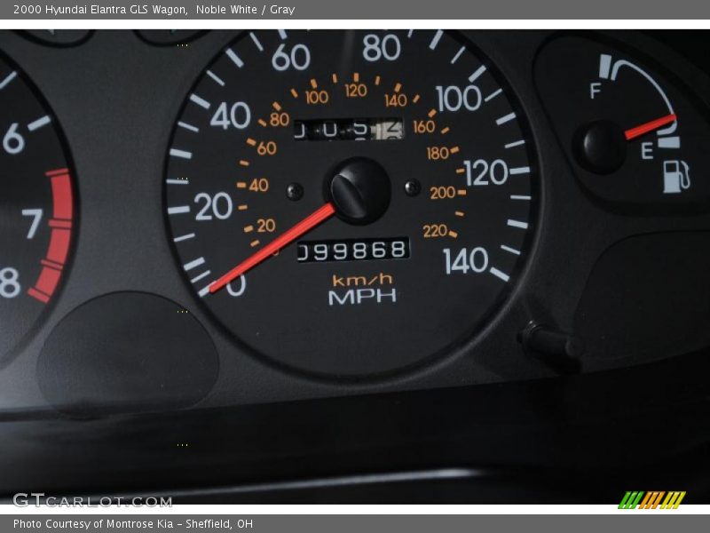 Noble White / Gray 2000 Hyundai Elantra GLS Wagon