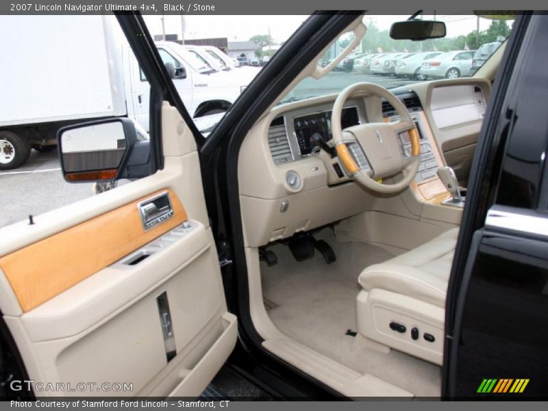 Black / Stone 2007 Lincoln Navigator Ultimate 4x4