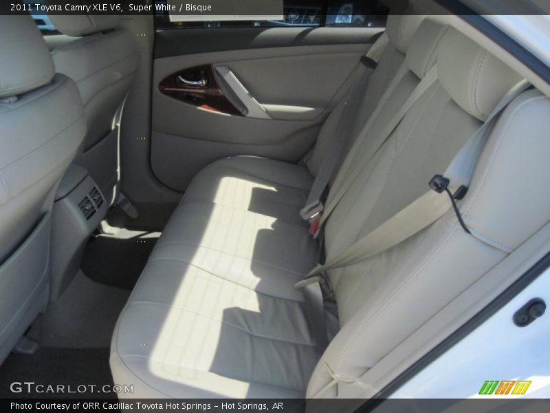 Super White / Bisque 2011 Toyota Camry XLE V6