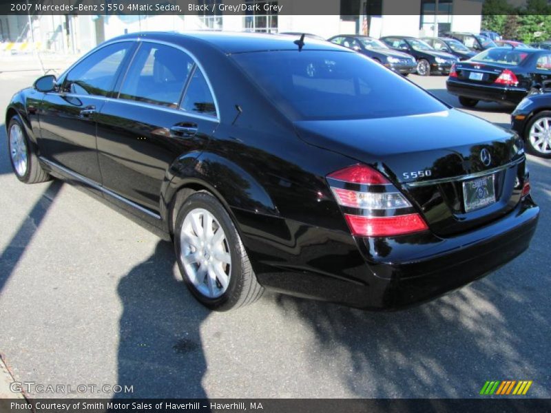 Black / Grey/Dark Grey 2007 Mercedes-Benz S 550 4Matic Sedan