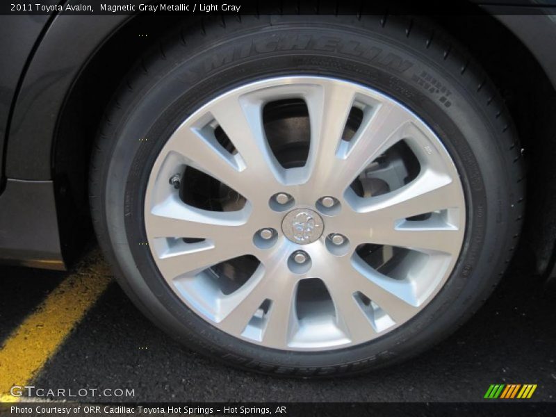 Magnetic Gray Metallic / Light Gray 2011 Toyota Avalon