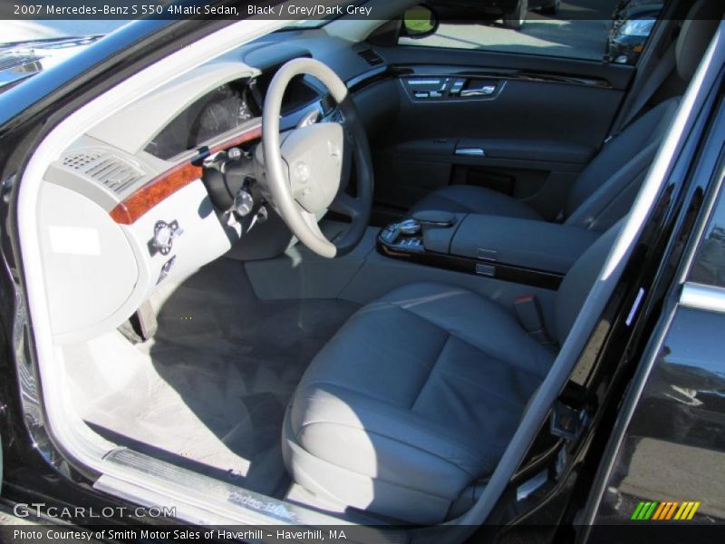 Black / Grey/Dark Grey 2007 Mercedes-Benz S 550 4Matic Sedan