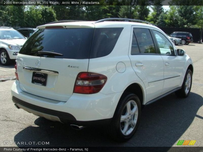 Arctic White / Macadamia 2008 Mercedes-Benz ML 350 4Matic