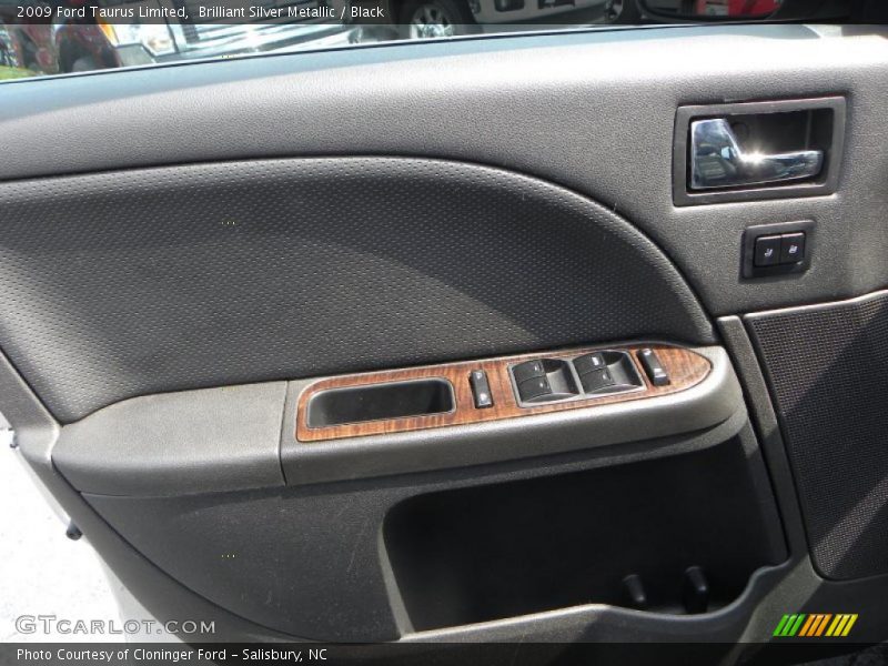 Brilliant Silver Metallic / Black 2009 Ford Taurus Limited