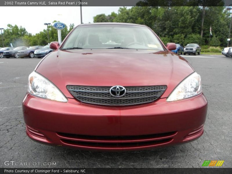 Salsa Red Pearl / Stone 2002 Toyota Camry XLE