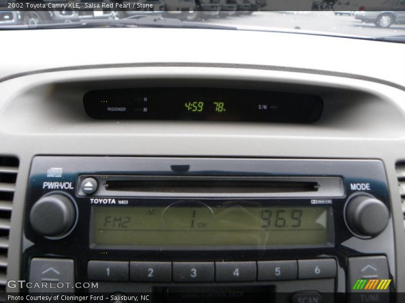 Salsa Red Pearl / Stone 2002 Toyota Camry XLE
