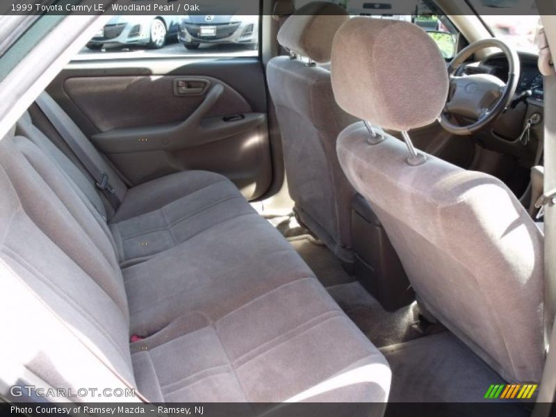 Woodland Pearl / Oak 1999 Toyota Camry LE