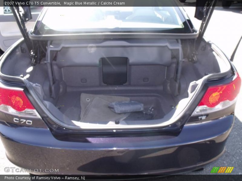 Magic Blue Metallic / Calcite Cream 2007 Volvo C70 T5 Convertible