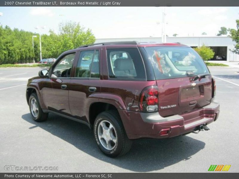 Bordeaux Red Metallic / Light Gray 2007 Chevrolet TrailBlazer LT