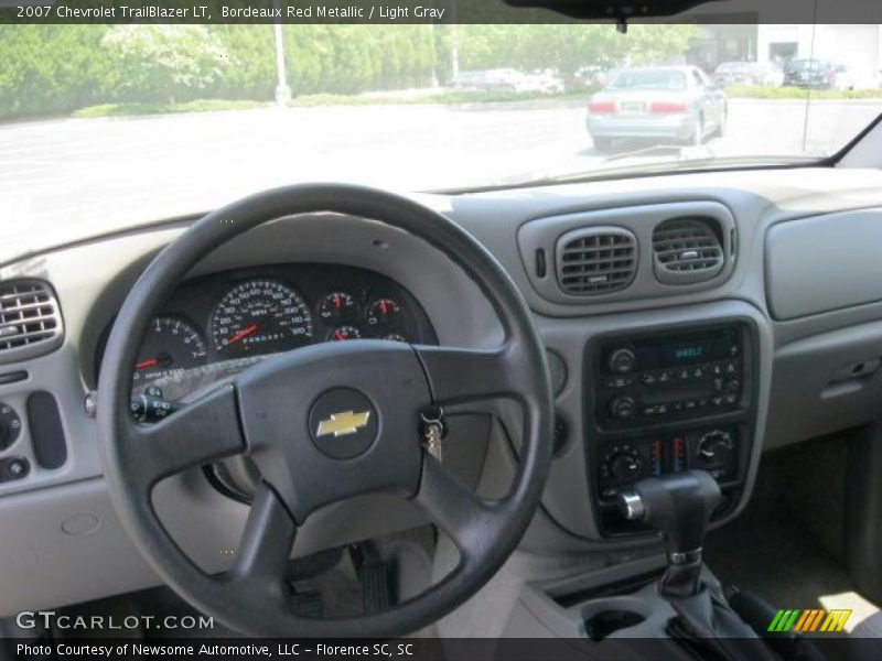 Bordeaux Red Metallic / Light Gray 2007 Chevrolet TrailBlazer LT