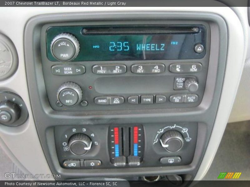 Bordeaux Red Metallic / Light Gray 2007 Chevrolet TrailBlazer LT