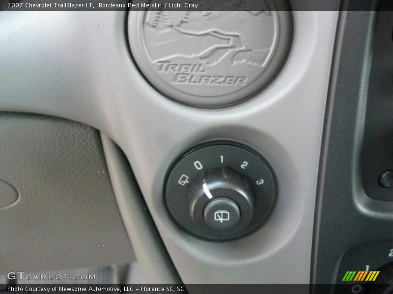 Bordeaux Red Metallic / Light Gray 2007 Chevrolet TrailBlazer LT