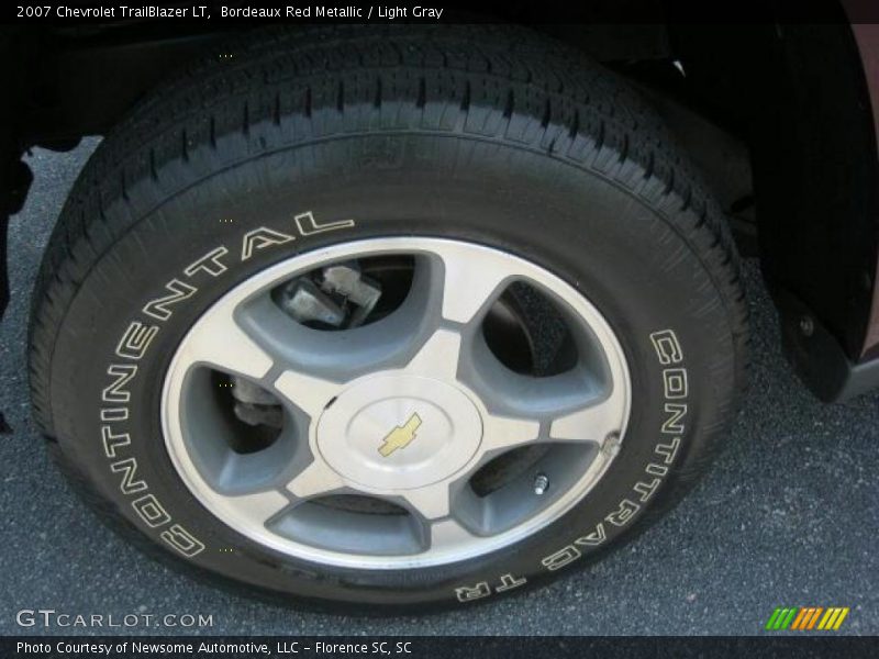 Bordeaux Red Metallic / Light Gray 2007 Chevrolet TrailBlazer LT