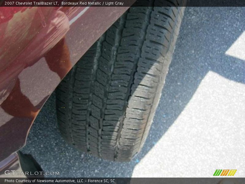 Bordeaux Red Metallic / Light Gray 2007 Chevrolet TrailBlazer LT
