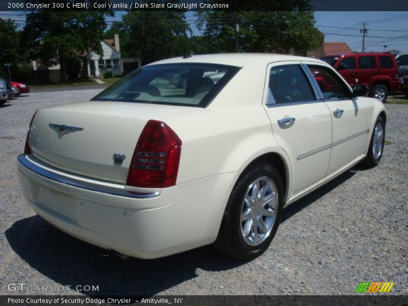 Cool Vanilla / Dark Slate Gray/Light Graystone 2006 Chrysler 300 C HEMI