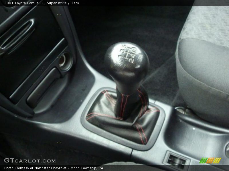 Super White / Black 2001 Toyota Corolla CE