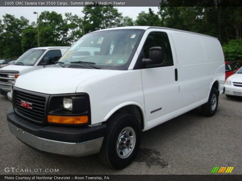 Summit White / Medium Pewter 2005 GMC Savana Van 3500 Cargo