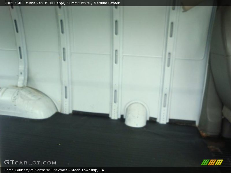 Summit White / Medium Pewter 2005 GMC Savana Van 3500 Cargo