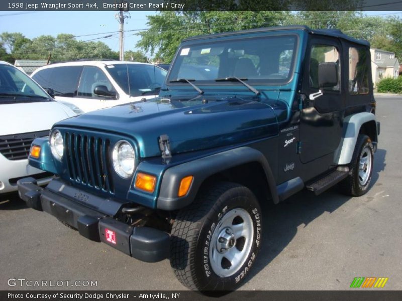 Emerald Green Pearl / Gray 1998 Jeep Wrangler Sport 4x4