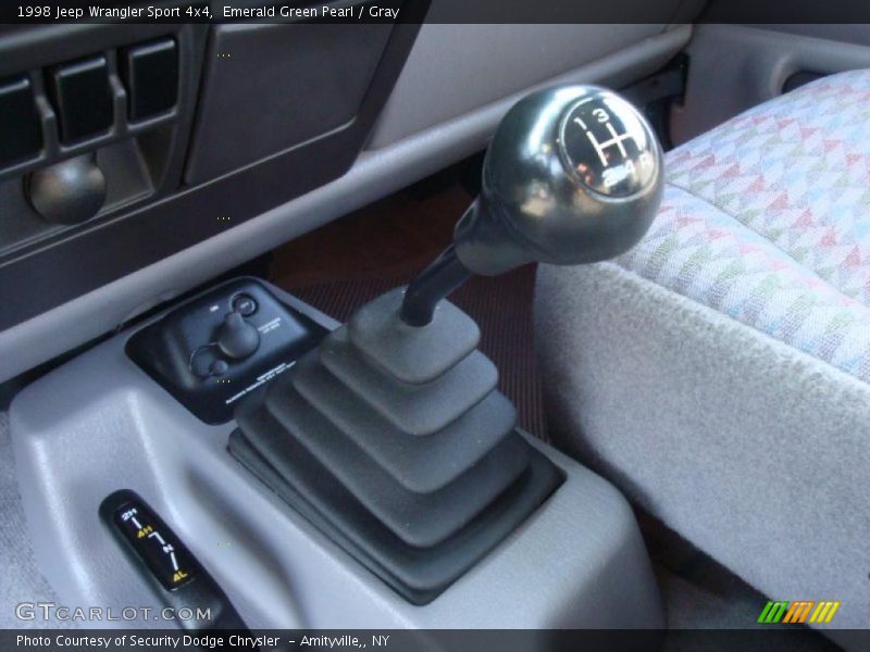 Emerald Green Pearl / Gray 1998 Jeep Wrangler Sport 4x4