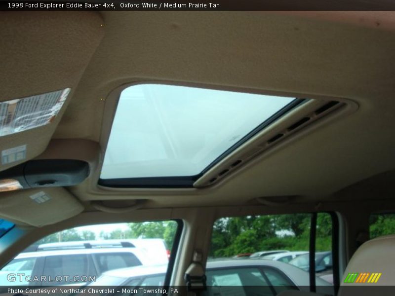 Oxford White / Medium Prairie Tan 1998 Ford Explorer Eddie Bauer 4x4