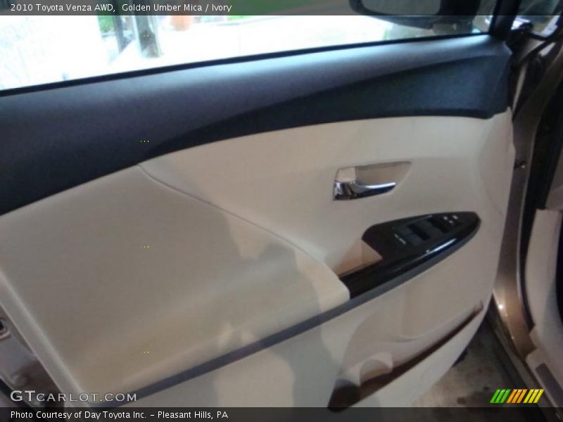 Golden Umber Mica / Ivory 2010 Toyota Venza AWD