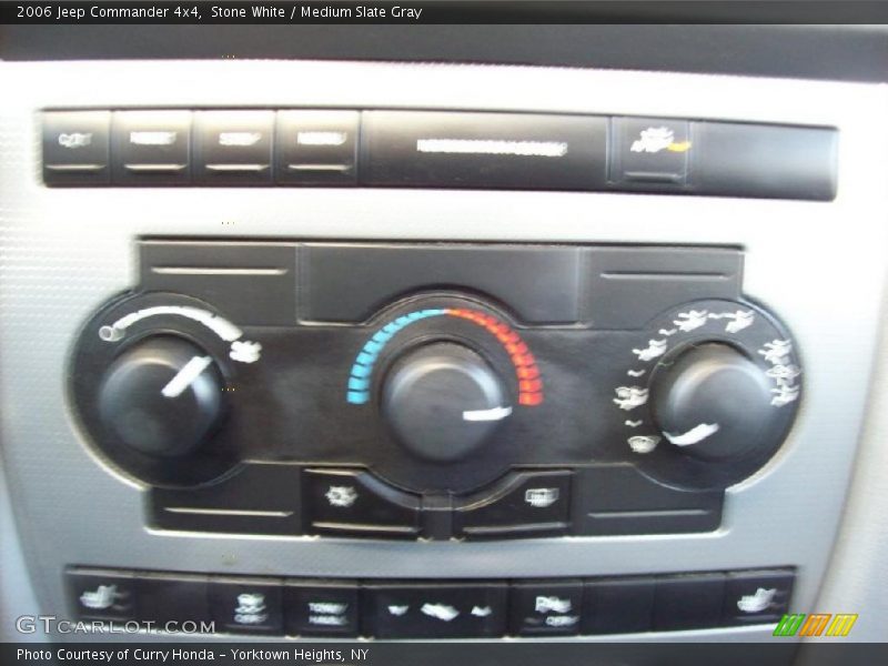 Stone White / Medium Slate Gray 2006 Jeep Commander 4x4