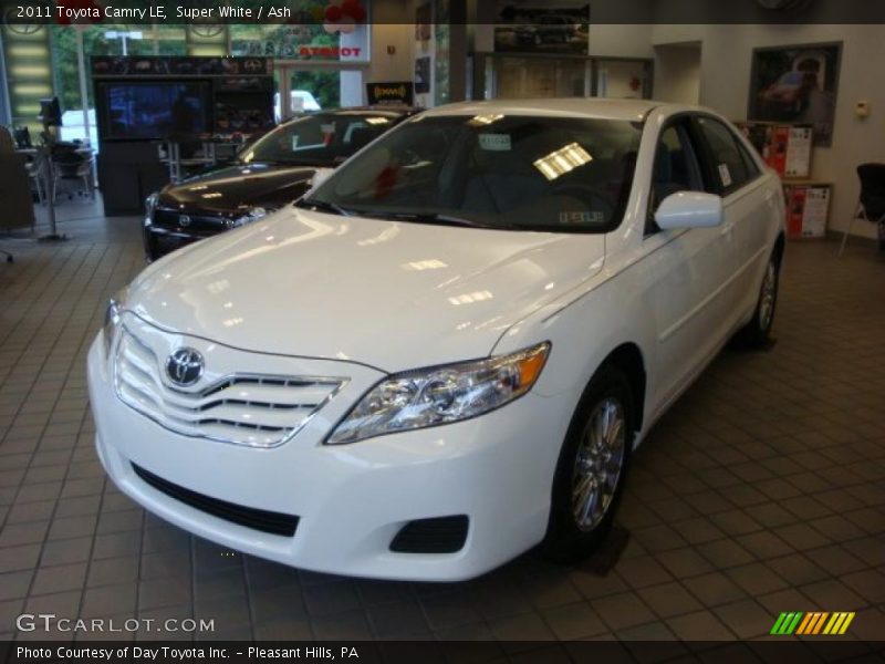 Super White / Ash 2011 Toyota Camry LE