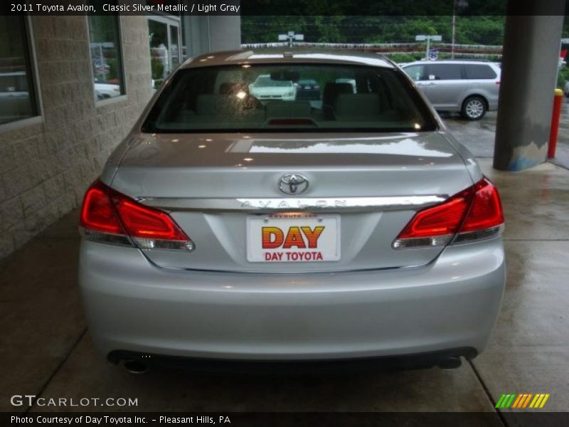 Classic Silver Metallic / Light Gray 2011 Toyota Avalon